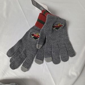 Minnesota Wild NHL Gray‎ and Red Knit Gloves